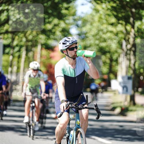 09.08.2026 - GEWOBA Citytriathlon Bremen Michael Burmester http://msf.ph/oto/9950564 09.08.2026 13:12:22 Radfahren 552, 636, 638, 744, 745, 758, 781, 812, 816, 846, 861, 864, 909, 935, 981, 1015, 1019 meine-sportfotos.de