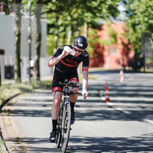 09.08.2026 - GEWOBA Citytriathlon Bremen Michael Burmester http://msf.ph/oto/9950586 09.08.2026 13:12:31 Radfahren 552, 636, 638, 744, 745, 758, 816, 846, 861, 864, 895, 909, 911, 935, 981, 1015, 1019, 1111 meine-sportfotos.de