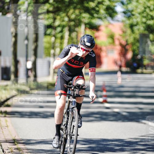 09.08.2026 - GEWOBA Citytriathlon Bremen Michael Burmester http://msf.ph/oto/9950587 09.08.2026 13:12:31 Radfahren 552, 636, 638, 744, 745, 758, 816, 846, 861, 864, 895, 909, 911, 935, 981, 1015, 1019, 1111 meine-sportfotos.de