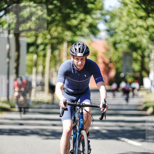 09.08.2026 - GEWOBA Citytriathlon Bremen Michael Burmester http://msf.ph/oto/9950615 09.08.2026 13:13:40 Radfahren 568, 759, 763, 871, 1156 meine-sportfotos.de