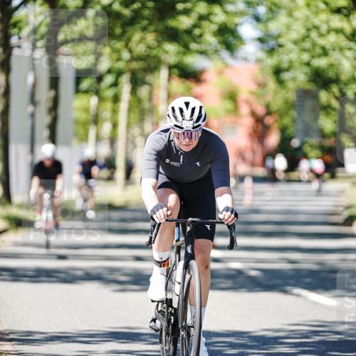 09.08.2026 - GEWOBA Citytriathlon Bremen Michael Burmester http://msf.ph/oto/9950618 09.08.2026 13:13:44 Radfahren 568, 759, 763, 840, 871, 1156 meine-sportfotos.de