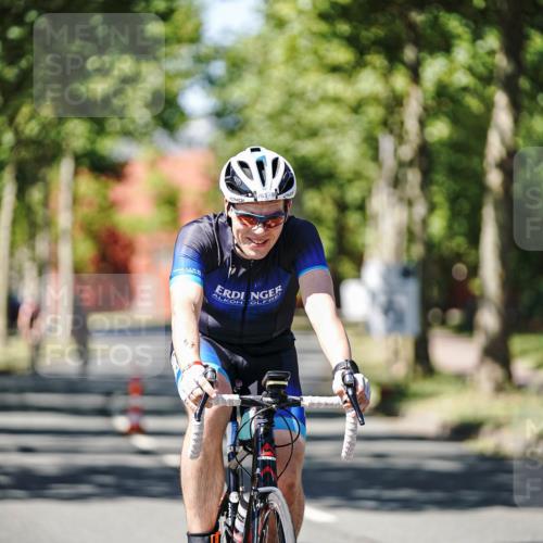 09.08.2026 - GEWOBA Citytriathlon Bremen Michael Burmester http://msf.ph/oto/9950626 09.08.2026 13:13:48 Radfahren 568, 759, 763, 840, 897, 938, 970, 1156 meine-sportfotos.de