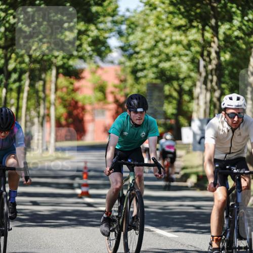 09.08.2026 - GEWOBA Citytriathlon Bremen Michael Burmester http://msf.ph/oto/9950642 09.08.2026 13:14:15 Radfahren 902, 912, 972, 1146, 1147 meine-sportfotos.de