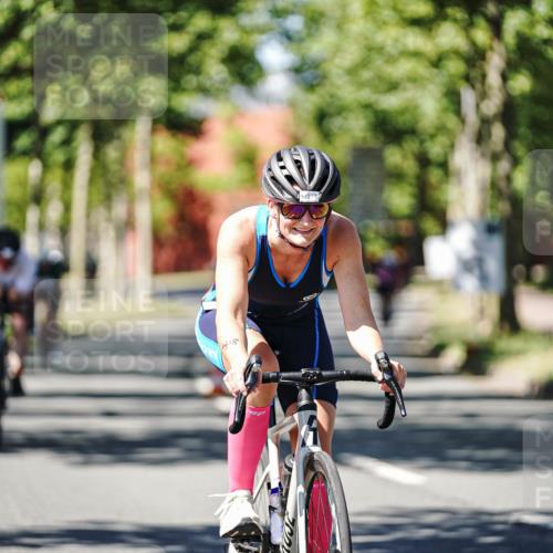 09.08.2026 - GEWOBA Citytriathlon Bremen Michael Burmester http://msf.ph/oto/9950672 09.08.2026 13:15:07 Radfahren 565, 653, 762, 948, 1017, 1126, 1136 meine-sportfotos.de