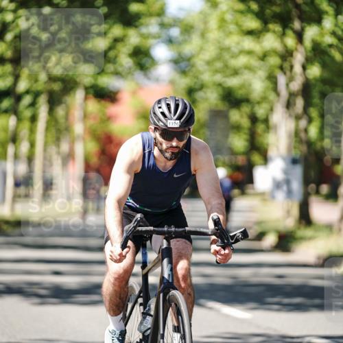09.08.2026 - GEWOBA Citytriathlon Bremen Michael Burmester http://msf.ph/oto/9950680 09.08.2026 13:15:17 Radfahren 565, 762, 834, 918, 948, 1113, 1126, 1136 meine-sportfotos.de