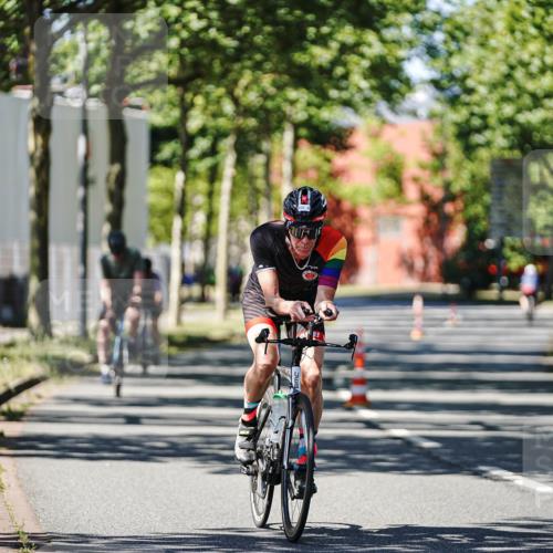 09.08.2026 - GEWOBA Citytriathlon Bremen Michael Burmester http://msf.ph/oto/9950683 09.08.2026 13:15:24 Radfahren 673, 727, 834, 918, 1113, 1126, 1136 meine-sportfotos.de