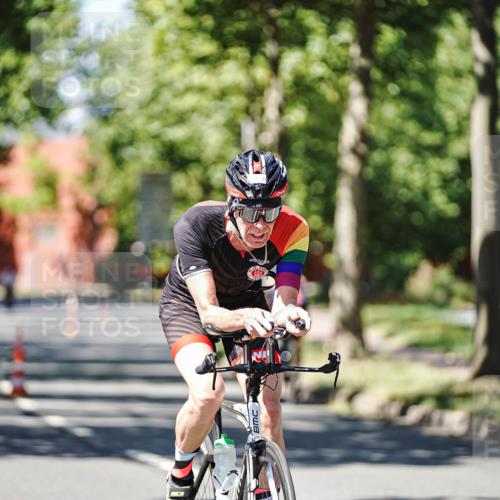 09.08.2026 - GEWOBA Citytriathlon Bremen Michael Burmester http://msf.ph/oto/9950684 09.08.2026 13:15:24 Radfahren 673, 727, 834, 918, 1113, 1126, 1136 meine-sportfotos.de