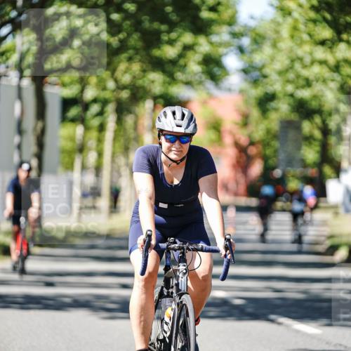 09.08.2026 - GEWOBA Citytriathlon Bremen Michael Burmester http://msf.ph/oto/9950723 09.08.2026 13:16:24 Radfahren 733, 886, 976 meine-sportfotos.de