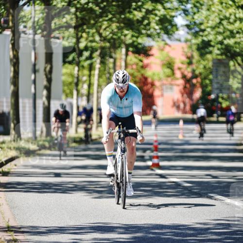 09.08.2026 - GEWOBA Citytriathlon Bremen Michael Burmester http://msf.ph/oto/9950744 09.08.2026 13:17:01 Radfahren 564, 603, 806, 942, 1101 meine-sportfotos.de