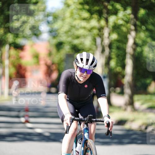 09.08.2026 - GEWOBA Citytriathlon Bremen Michael Burmester http://msf.ph/oto/9950747 09.08.2026 13:17:04 Radfahren 564, 603, 942, 1101 meine-sportfotos.de