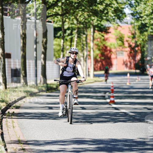 09.08.2026 - GEWOBA Citytriathlon Bremen Michael Burmester http://msf.ph/oto/9950751 09.08.2026 13:17:13 Radfahren 564, 942, 1101, 1109 meine-sportfotos.de