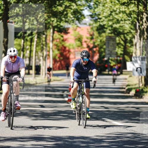 09.08.2026 - GEWOBA Citytriathlon Bremen Michael Burmester http://msf.ph/oto/9950764 09.08.2026 13:17:40 Radfahren 930, 968, 1003, 1132 meine-sportfotos.de
