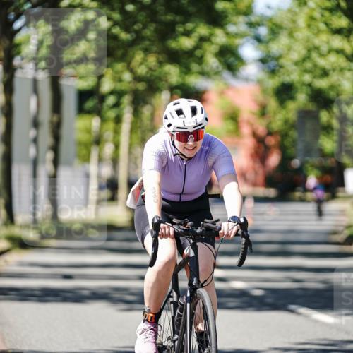 09.08.2026 - GEWOBA Citytriathlon Bremen Michael Burmester http://msf.ph/oto/9950767 09.08.2026 13:17:41 Radfahren 625, 930, 968, 1003, 1132 meine-sportfotos.de