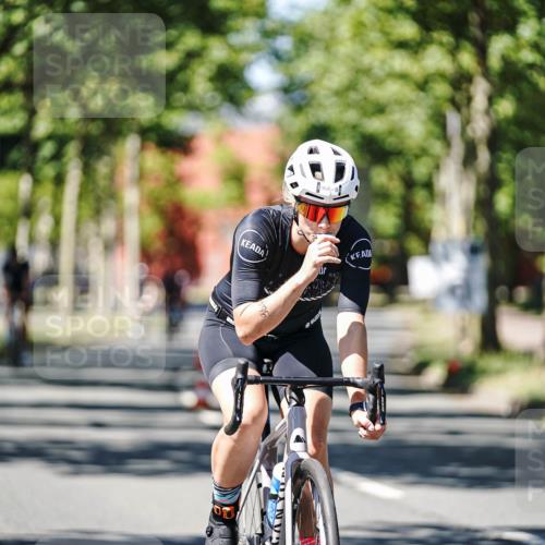 09.08.2026 - GEWOBA Citytriathlon Bremen Michael Burmester http://msf.ph/oto/9950772 09.08.2026 13:17:48 Radfahren 625, 796, 930, 968, 1003, 1132, 1154 meine-sportfotos.de