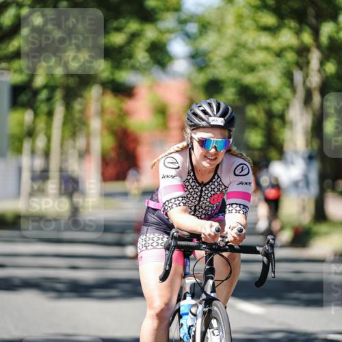 09.08.2026 - GEWOBA Citytriathlon Bremen Michael Burmester http://msf.ph/oto/9950781 09.08.2026 13:17:57 Radfahren 625, 796, 876, 953, 968, 1154 meine-sportfotos.de