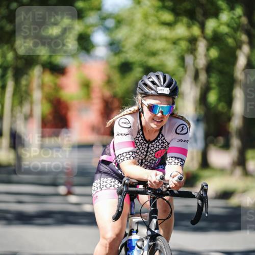 09.08.2026 - GEWOBA Citytriathlon Bremen Michael Burmester http://msf.ph/oto/9950782 09.08.2026 13:17:58 Radfahren 625, 796, 876, 953, 1154 meine-sportfotos.de