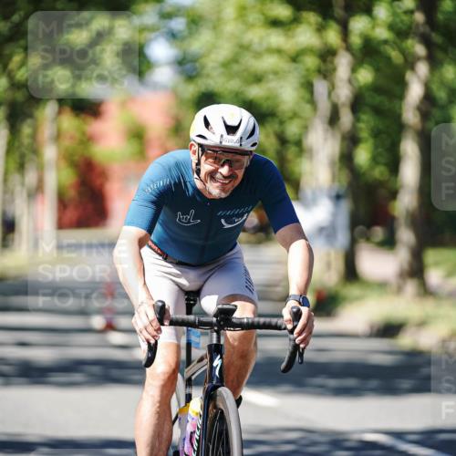 09.08.2026 - GEWOBA Citytriathlon Bremen Michael Burmester http://msf.ph/oto/9950794 09.08.2026 13:18:17 Radfahren 627, 798, 989, 1010 meine-sportfotos.de