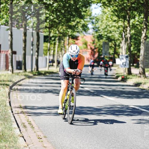 09.08.2026 - GEWOBA Citytriathlon Bremen Michael Burmester http://msf.ph/oto/9950803 09.08.2026 13:18:52 Radfahren 626, 800, 1104, 1115, 1159 meine-sportfotos.de