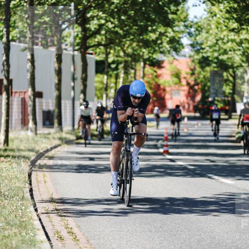 09.08.2026 - GEWOBA Citytriathlon Bremen Michael Burmester http://msf.ph/oto/9950818 09.08.2026 13:19:33 Radfahren 693, 785, 813, 944, 1107 meine-sportfotos.de