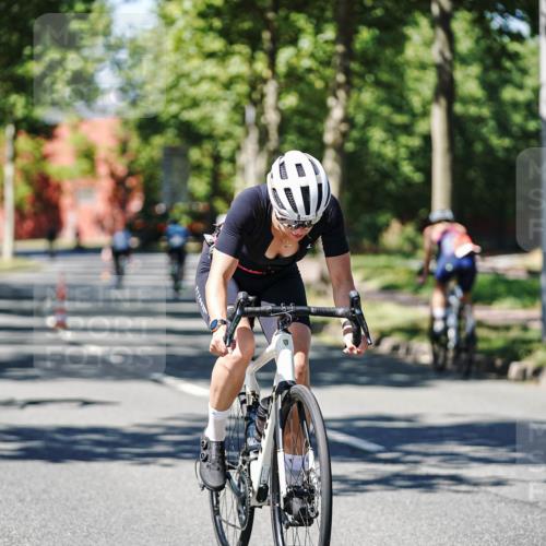 09.08.2026 - GEWOBA Citytriathlon Bremen Michael Burmester http://msf.ph/oto/9950841 09.08.2026 13:20:02 Radfahren 656, 817, 923, 940 meine-sportfotos.de