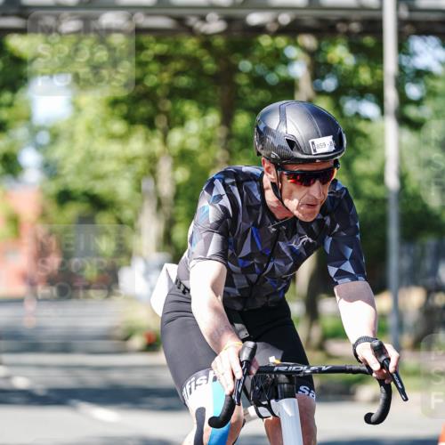 09.08.2026 - GEWOBA Citytriathlon Bremen Michael Burmester http://msf.ph/oto/9950849 09.08.2026 13:20:15 Radfahren 859, 923, 933, 943, 1140 meine-sportfotos.de