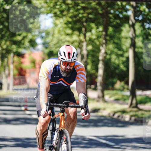 09.08.2026 - GEWOBA Citytriathlon Bremen Michael Burmester http://msf.ph/oto/9950851 09.08.2026 13:20:18 Radfahren 859, 933, 943, 1140 meine-sportfotos.de