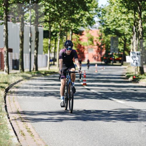 09.08.2026 - GEWOBA Citytriathlon Bremen Michael Burmester http://msf.ph/oto/9950855 09.08.2026 13:20:22 Radfahren 859, 933, 943, 991, 1140 meine-sportfotos.de