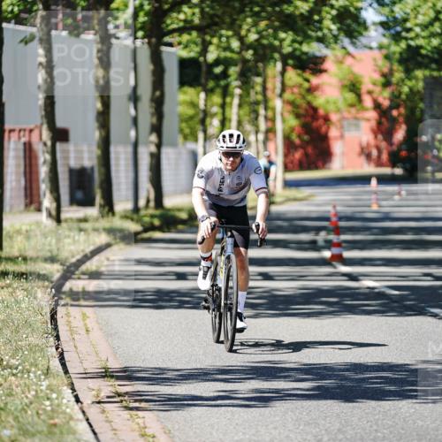 09.08.2026 - GEWOBA Citytriathlon Bremen Michael Burmester http://msf.ph/oto/9950862 09.08.2026 13:20:43 Radfahren 672, 957, 1007, 1125 meine-sportfotos.de