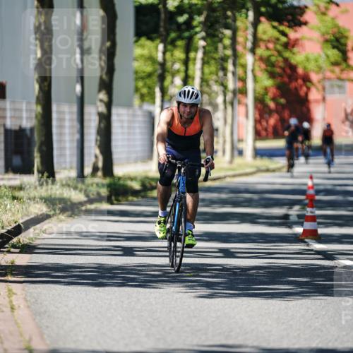 09.08.2026 - GEWOBA Citytriathlon Bremen Michael Burmester http://msf.ph/oto/9950877 09.08.2026 13:21:09 Radfahren 546, 782 meine-sportfotos.de