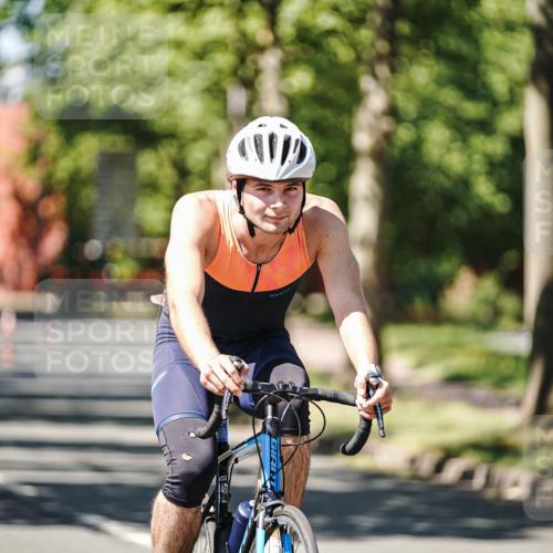 09.08.2026 - GEWOBA Citytriathlon Bremen Michael Burmester http://msf.ph/oto/9950880 09.08.2026 13:21:11 Radfahren 546, 782, 887 meine-sportfotos.de