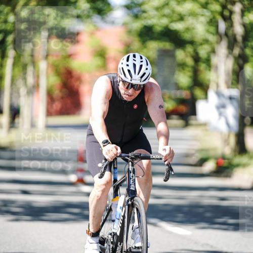 09.08.2026 - GEWOBA Citytriathlon Bremen Michael Burmester http://msf.ph/oto/9950886 09.08.2026 13:21:20 Radfahren 546, 782, 887 meine-sportfotos.de