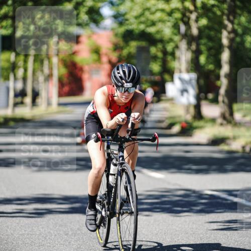 09.08.2026 - GEWOBA Citytriathlon Bremen Michael Burmester http://msf.ph/oto/9950905 09.08.2026 13:22:39 Radfahren 731, 889, 890, 1157 meine-sportfotos.de