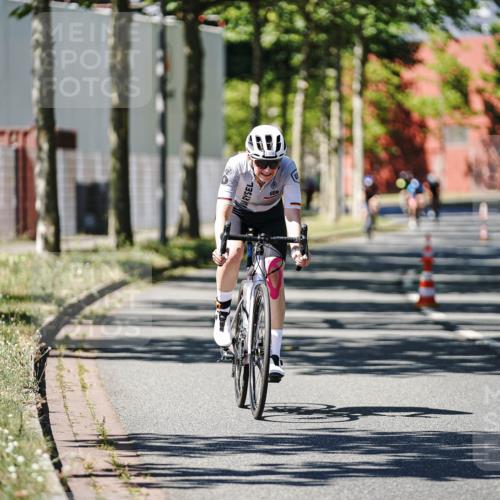 09.08.2026 - GEWOBA Citytriathlon Bremen Michael Burmester http://msf.ph/oto/9950916 09.08.2026 13:23:14 Radfahren 997, 1105, 1106, 1122 meine-sportfotos.de