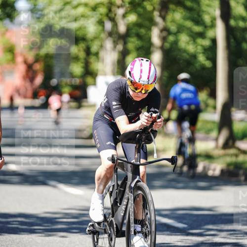 09.08.2026 - GEWOBA Citytriathlon Bremen Michael Burmester http://msf.ph/oto/9950934 09.08.2026 13:23:48 Radfahren 842, 853, 898 meine-sportfotos.de