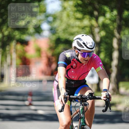 09.08.2026 - GEWOBA Citytriathlon Bremen Michael Burmester http://msf.ph/oto/9950940 09.08.2026 13:24:01 Radfahren 853, 881, 891, 898, 945, 974 meine-sportfotos.de