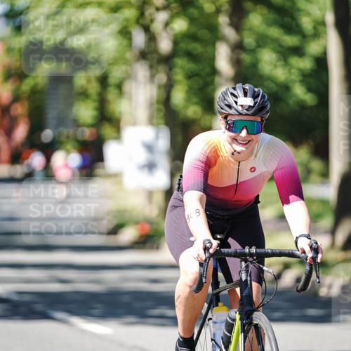 09.08.2026 - GEWOBA Citytriathlon Bremen Michael Burmester http://msf.ph/oto/9950956 09.08.2026 13:24:29 Radfahren 873, 908, 917, 1020, 1120 meine-sportfotos.de
