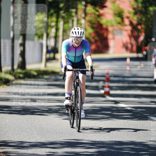 09.08.2026 - GEWOBA Citytriathlon Bremen Michael Burmester http://msf.ph/oto/9950968 09.08.2026 13:26:53 Radfahren 959 meine-sportfotos.de