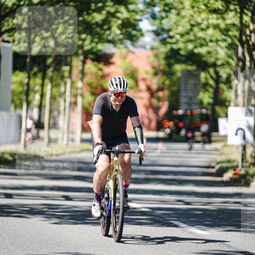 09.08.2026 - GEWOBA Citytriathlon Bremen Michael Burmester http://msf.ph/oto/9950990 09.08.2026 13:29:40 Radfahren 799, 999 meine-sportfotos.de