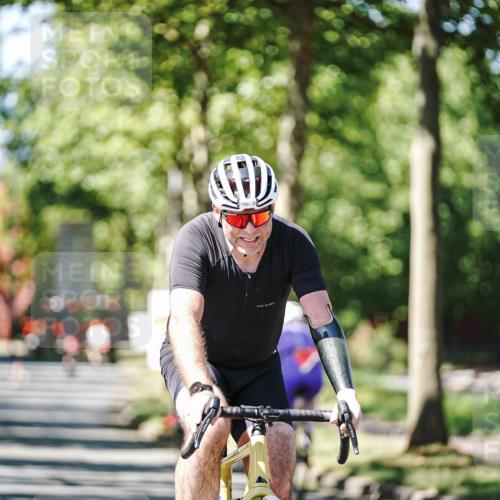 09.08.2026 - GEWOBA Citytriathlon Bremen Michael Burmester http://msf.ph/oto/9950992 09.08.2026 13:29:41 Radfahren 799, 999 meine-sportfotos.de