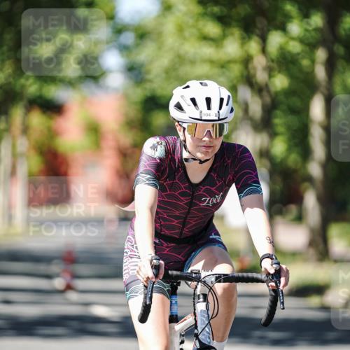 09.08.2026 - GEWOBA Citytriathlon Bremen Michael Burmester http://msf.ph/oto/9950996 09.08.2026 13:29:56 Radfahren 904, 946 meine-sportfotos.de