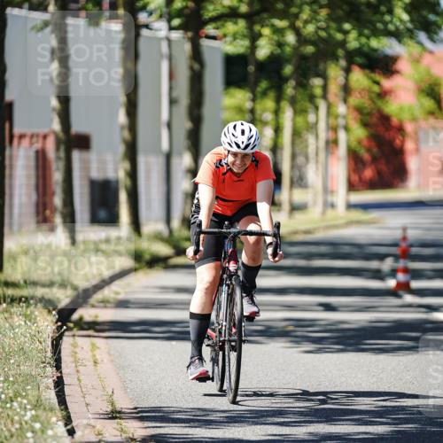 09.08.2026 - GEWOBA Citytriathlon Bremen Michael Burmester http://msf.ph/oto/9951008 09.08.2026 13:30:30 Radfahren 905, 963 meine-sportfotos.de