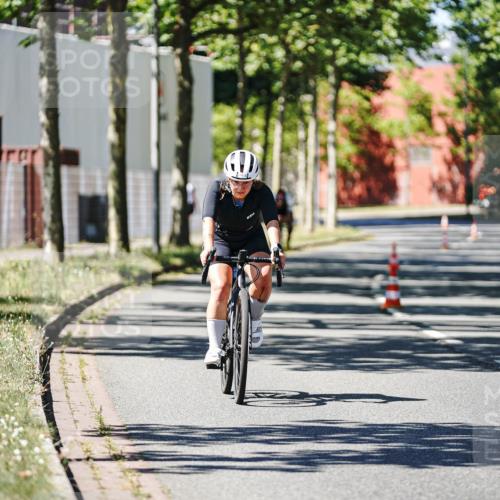 09.08.2026 - GEWOBA Citytriathlon Bremen Michael Burmester http://msf.ph/oto/9951014 09.08.2026 13:31:25 Radfahren 899, 1012 meine-sportfotos.de