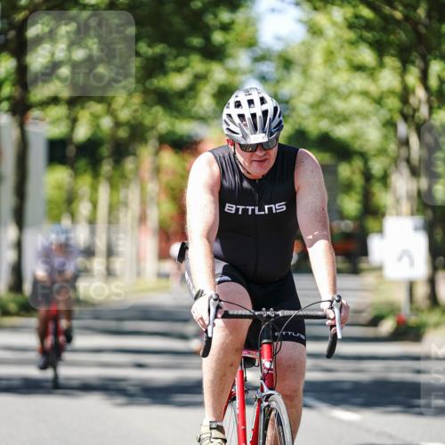 09.08.2026 - GEWOBA Citytriathlon Bremen Michael Burmester http://msf.ph/oto/9951043 09.08.2026 13:32:40 Radfahren 822, 867, 939, 967, 990 meine-sportfotos.de