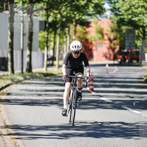 09.08.2026 - GEWOBA Citytriathlon Bremen Michael Burmester http://msf.ph/oto/9951048 09.08.2026 13:32:47 Radfahren 822, 939, 990, 1006 meine-sportfotos.de