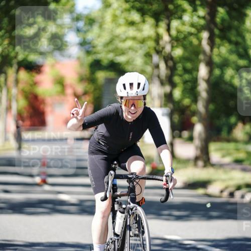 09.08.2026 - GEWOBA Citytriathlon Bremen Michael Burmester http://msf.ph/oto/9951049 09.08.2026 13:32:48 Radfahren 822, 939, 990, 1006 meine-sportfotos.de