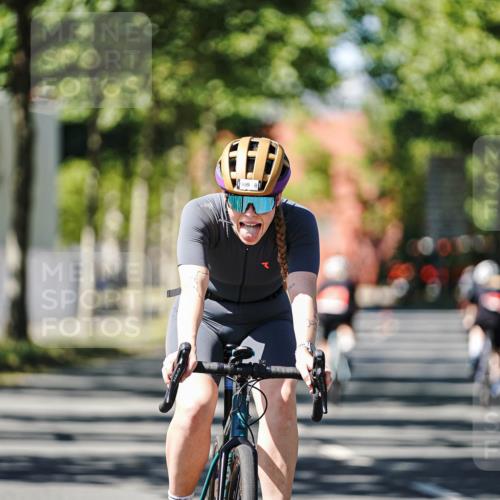 09.08.2026 - GEWOBA Citytriathlon Bremen Michael Burmester http://msf.ph/oto/9951058 09.08.2026 13:33:55 Radfahren 909 meine-sportfotos.de