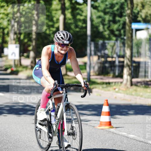 09.08.2026 - GEWOBA Citytriathlon Bremen Michael Burmester http://msf.ph/oto/9951070 09.08.2026 13:35:58 Radfahren 948 meine-sportfotos.de