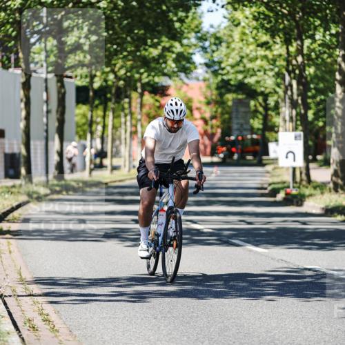 09.08.2026 - GEWOBA Citytriathlon Bremen Michael Burmester http://msf.ph/oto/9951073 09.08.2026 13:36:19 Radfahren 585 meine-sportfotos.de