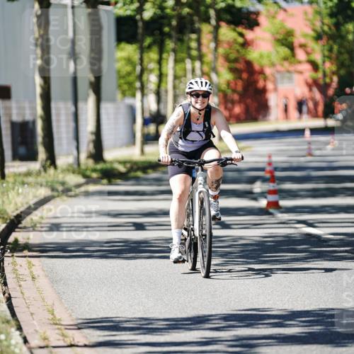09.08.2026 - GEWOBA Citytriathlon Bremen Michael Burmester http://msf.ph/oto/9951083 09.08.2026 13:40:30 Radfahren 1101 meine-sportfotos.de