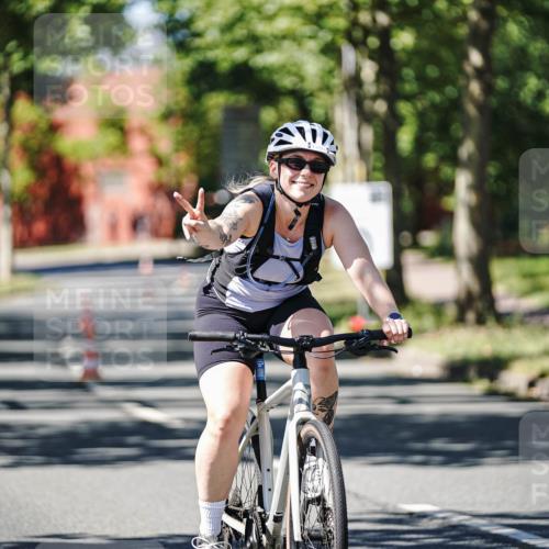 09.08.2026 - GEWOBA Citytriathlon Bremen Michael Burmester http://msf.ph/oto/9951086 09.08.2026 13:40:31 Radfahren 1101 meine-sportfotos.de
